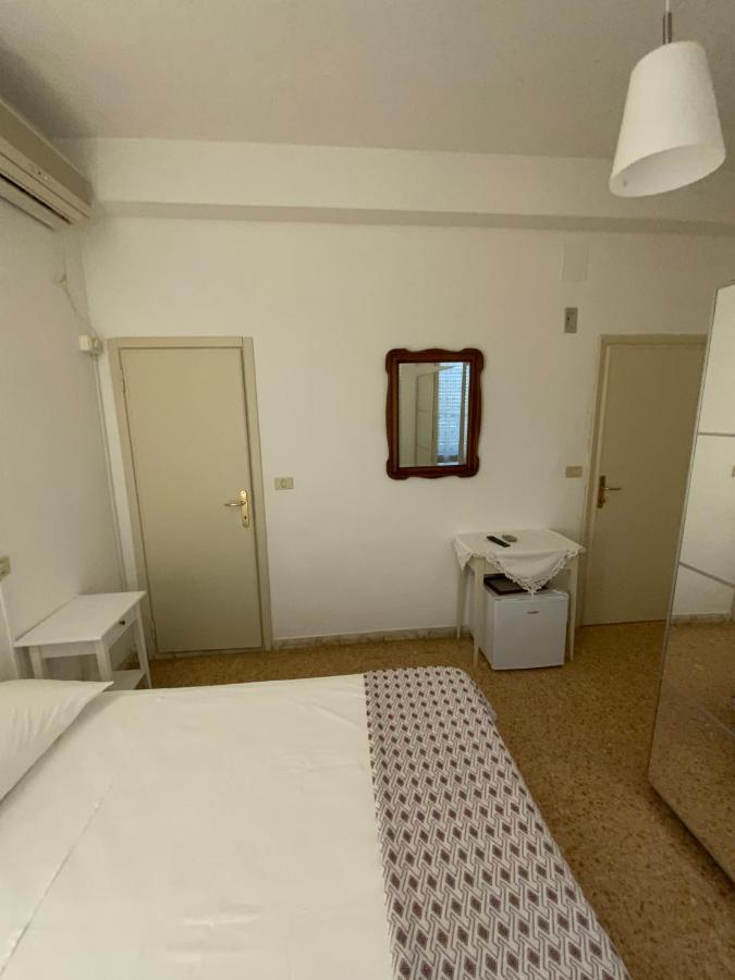 Hotel Naviglio Marina di Pietrasanta Exterior foto