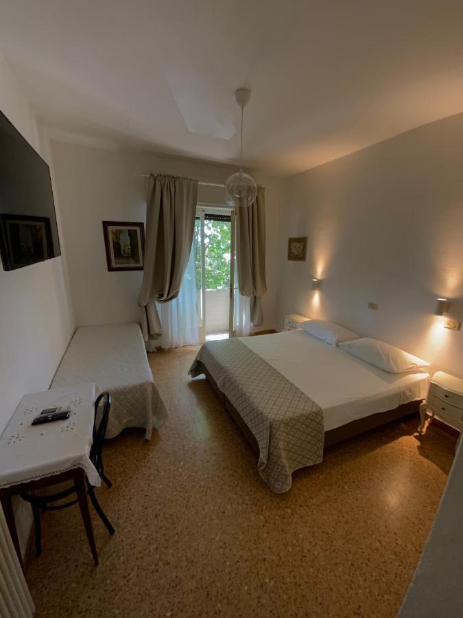Hotel Naviglio Marina di Pietrasanta Exterior foto
